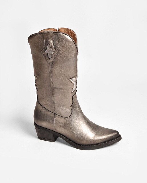 Imagem 0 de Bota em Pele Laminado Chumbo