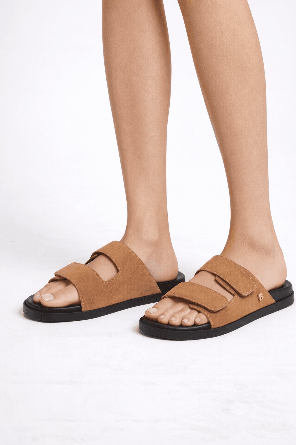 Chinelo em Camurça Toup Taupe-2