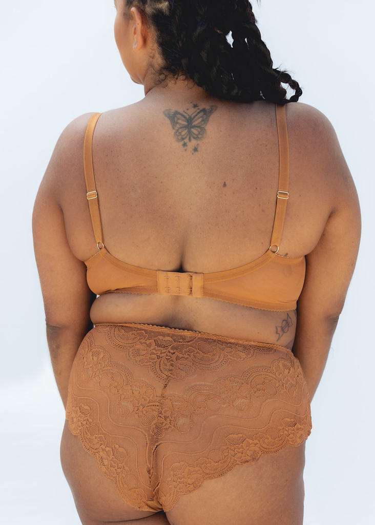 Soutien Envolvente com aro Nude-3