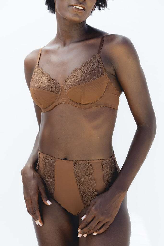 Soutien Envolvente com aro Nude-2
