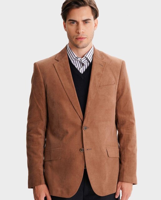 Imagem 0 de Blazer Regular com Bolsos Frontais e Fecho com Dois Botões