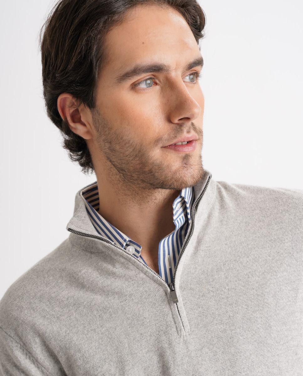 Camisola em Malha de Manga Comprida com Gola com Fecho Zip Creme-3