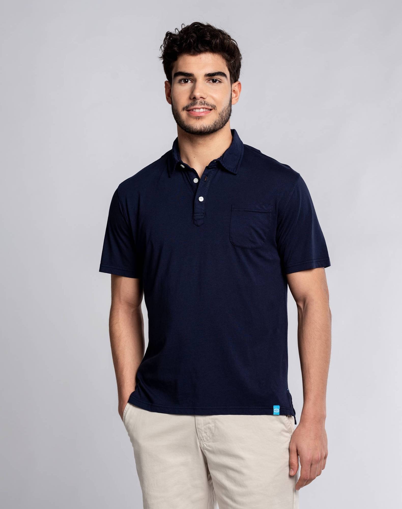 Polo com bolso em jersey de algodão orgânico Azul-marinho-2