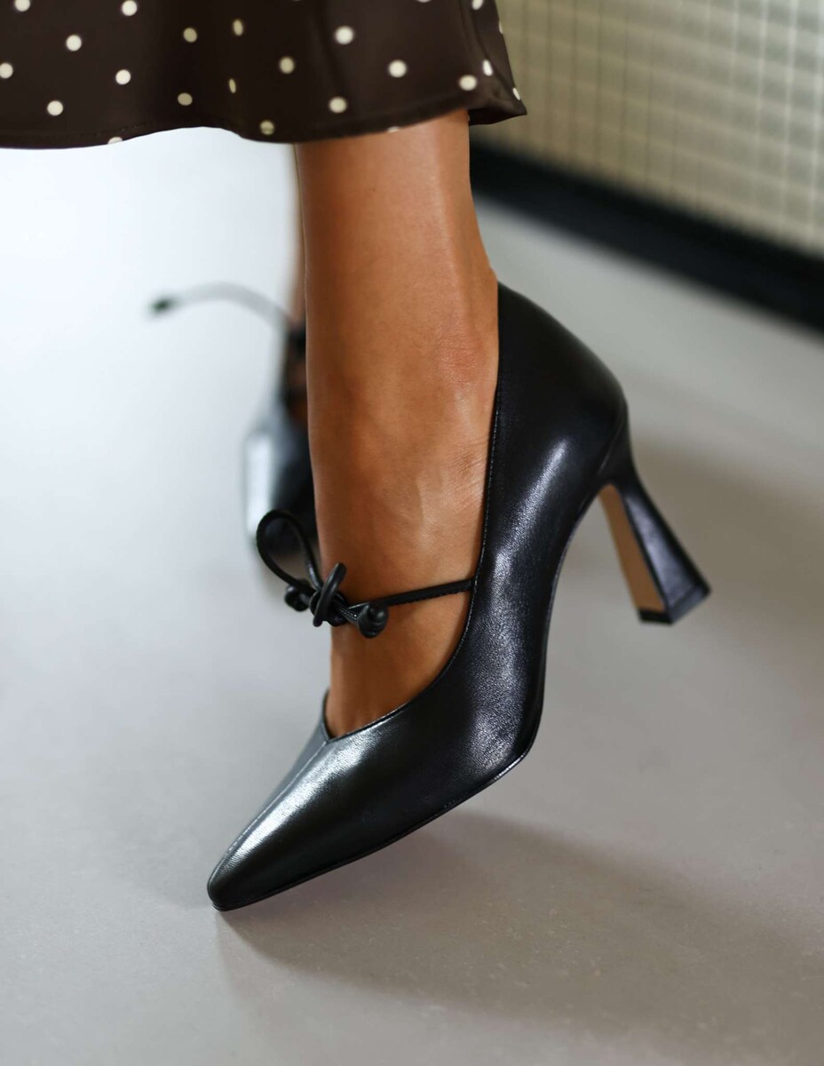 Sapato de Salto Alto em Pele - Preto Preto-4