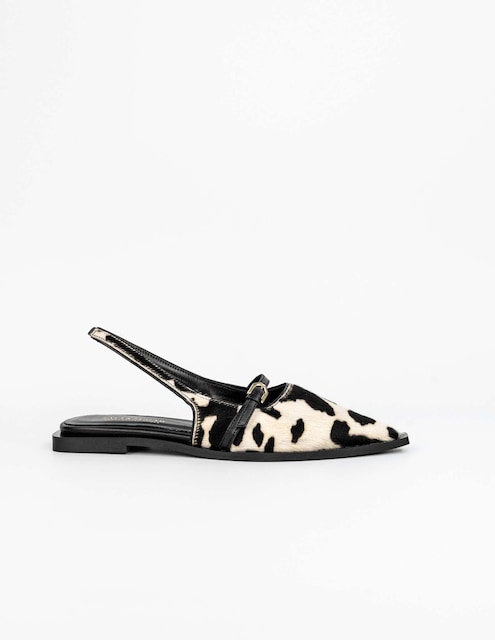Imagem 0 de Sapatos Rasos em Pelo - Vaca