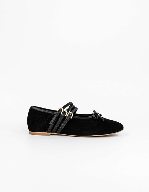 Imagem 0 de Sapatos Rasos em Camurça com Fivelas e Laço - Preto