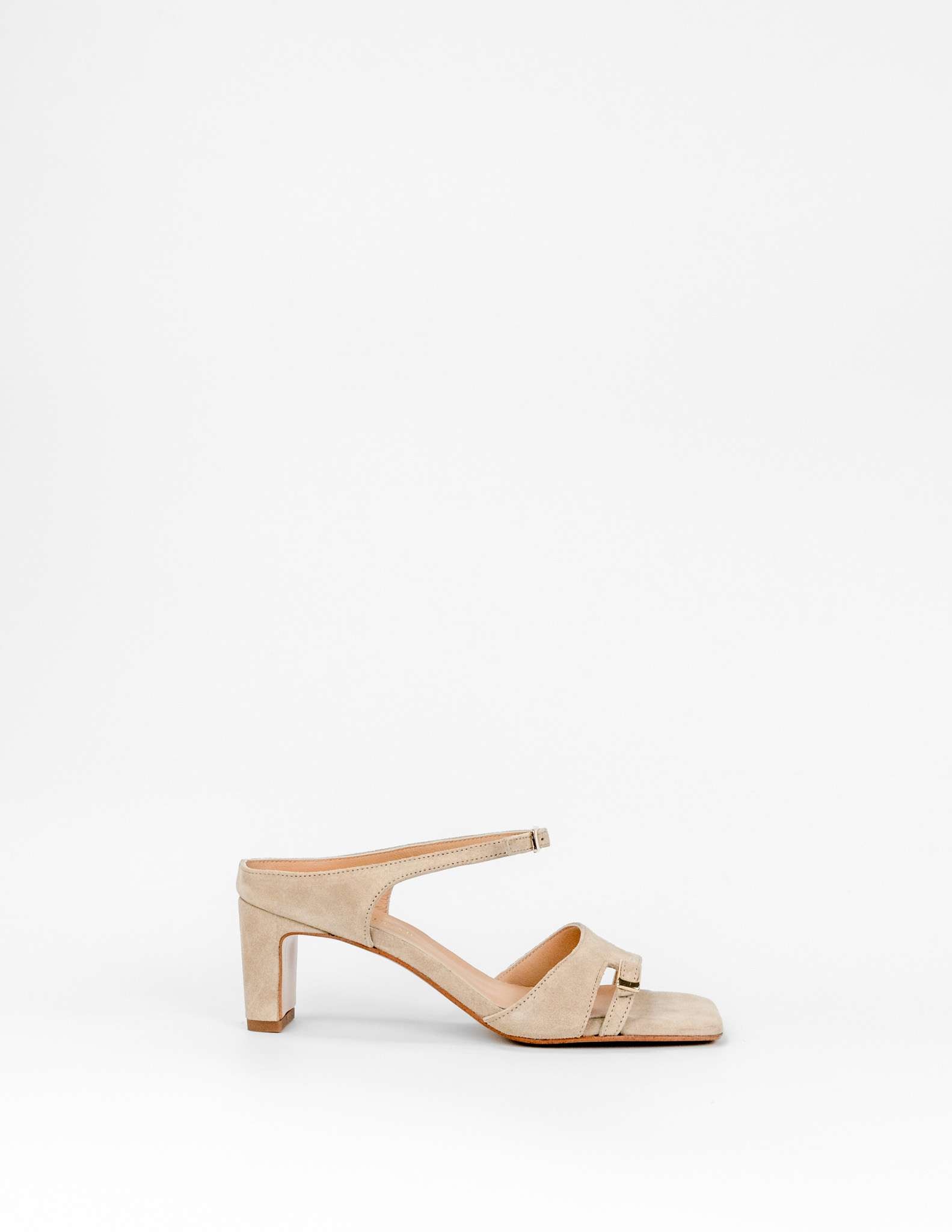 Imagem 0 de Sandálias com Salto em Camurça - Bege