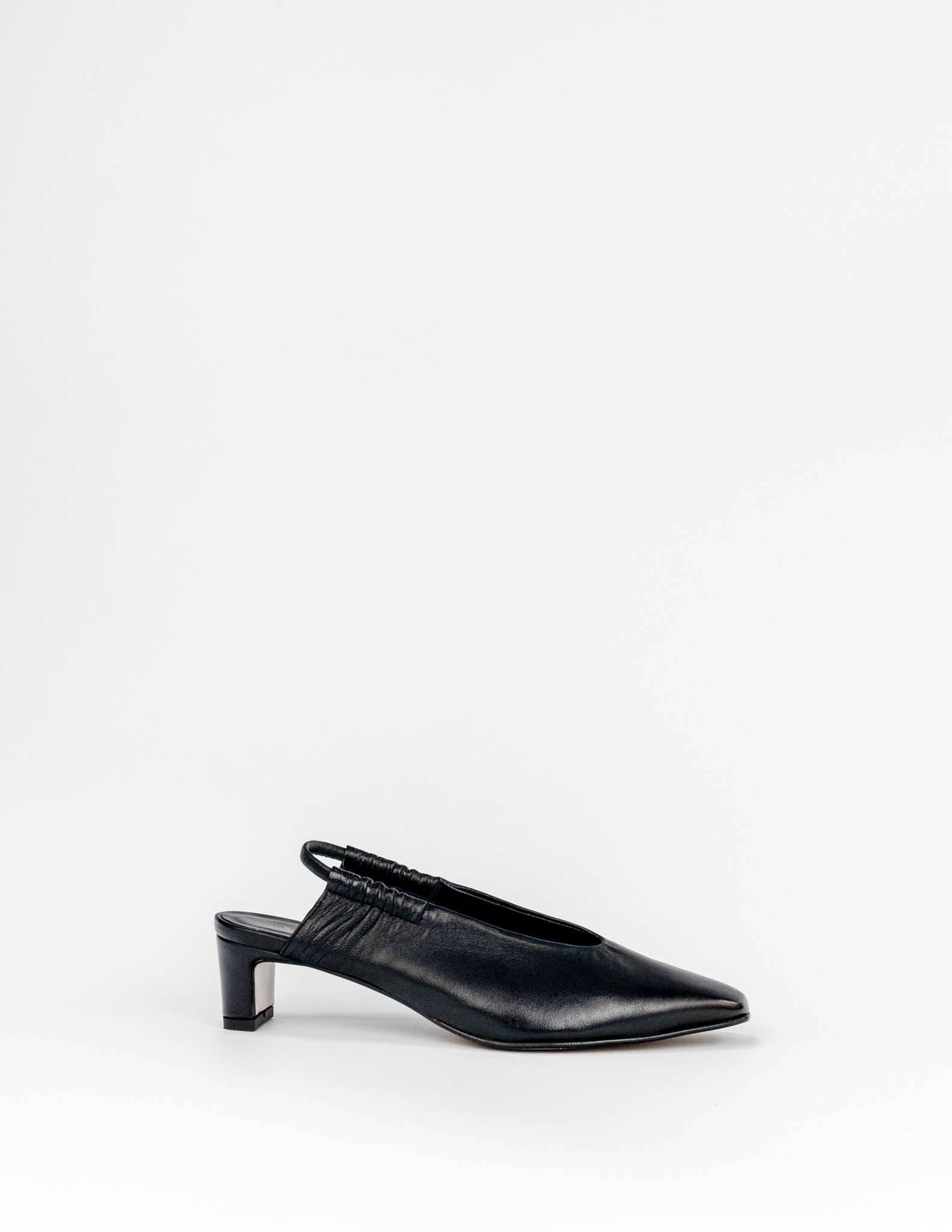 Imagem 0 de Sapatos de Salto Alto em Pele - Preto