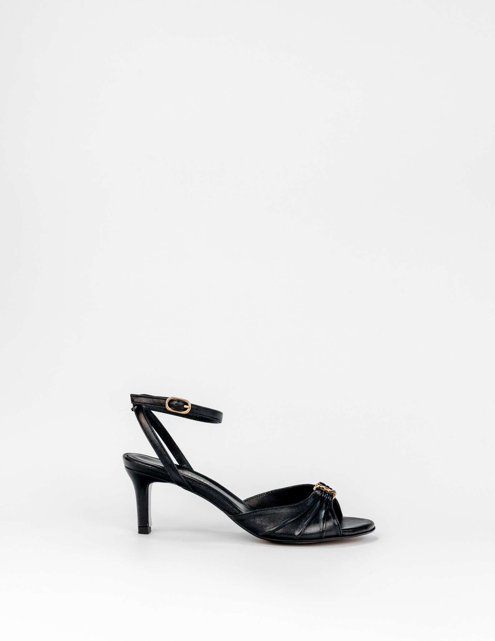 Imagem 0 de Sandálias com Salto em Pele - Preto