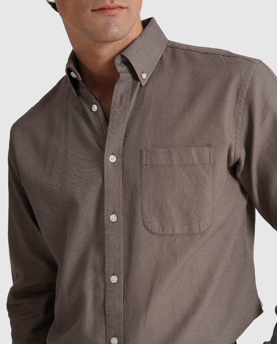 Camisa Lisa de Manga Comprida 100% Algodão com Bolso Taupe-4