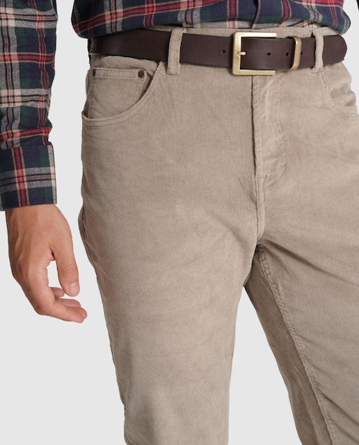 Imagem 0 de Calças Chino de Corte Slim em Bege