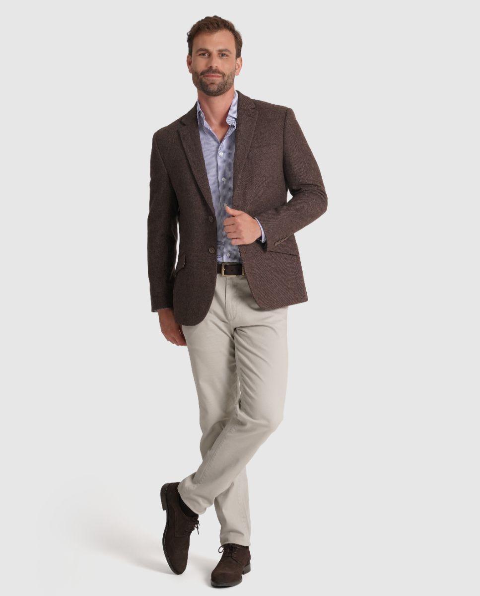 Imagem 0 de Blazer Regular com Bolsos Frontais e Fecho com Dois Botões