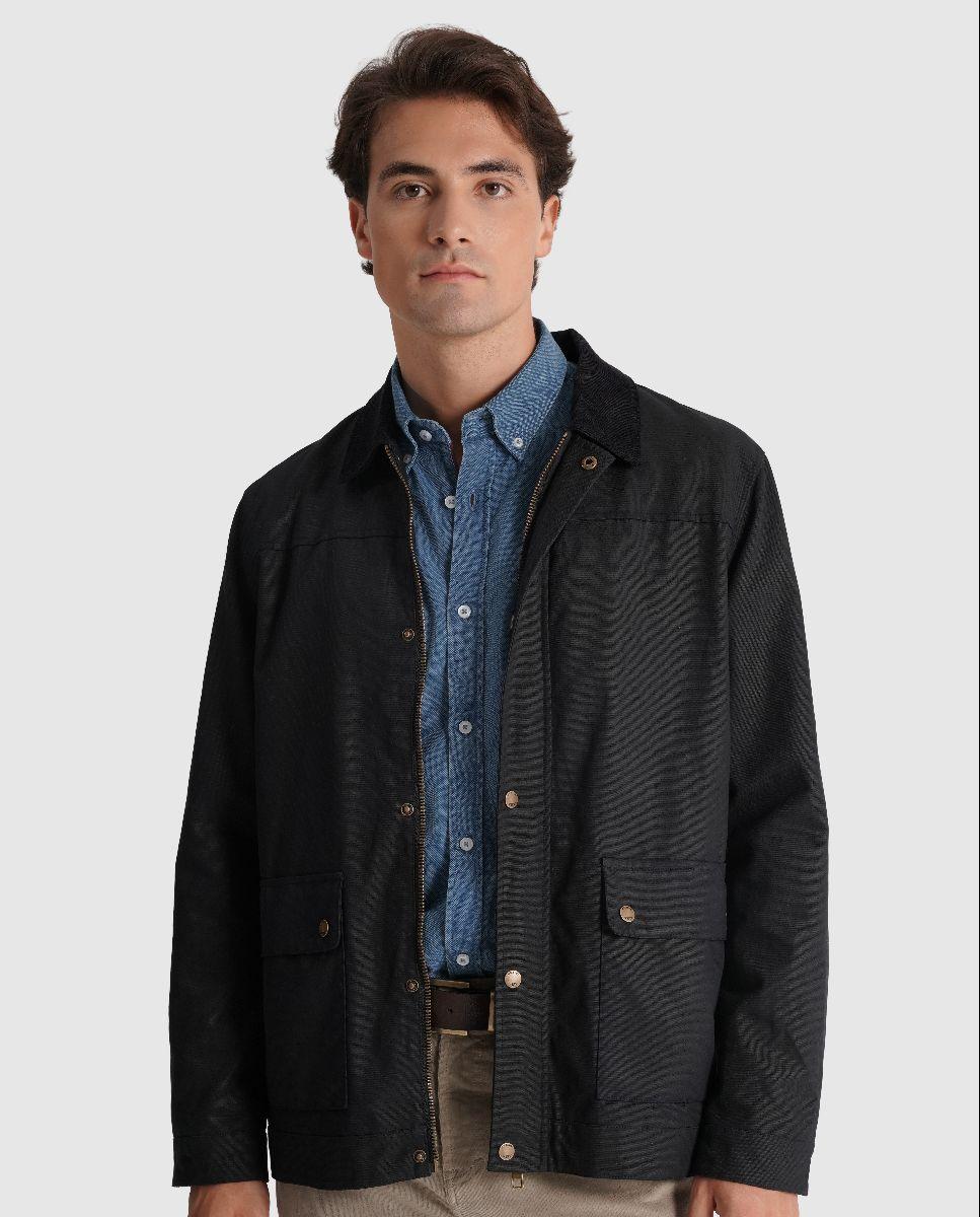 Imagem 0 de Casaco com Fecho Zip e de Botões com Bolsos Laterais