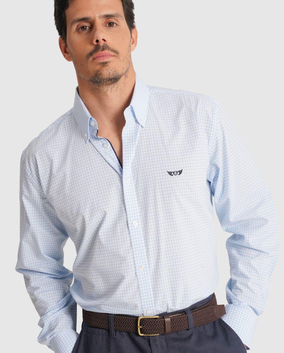 Imagem 0 de Camisa de Manga Comprida e Detalhe de Marca Bordado