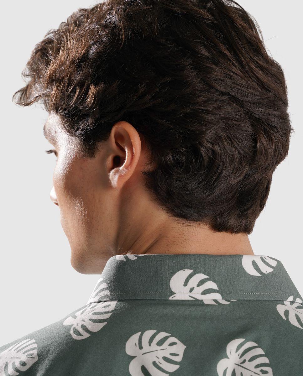 Camisa de Linho com Corte Regular Estampado Verde-2