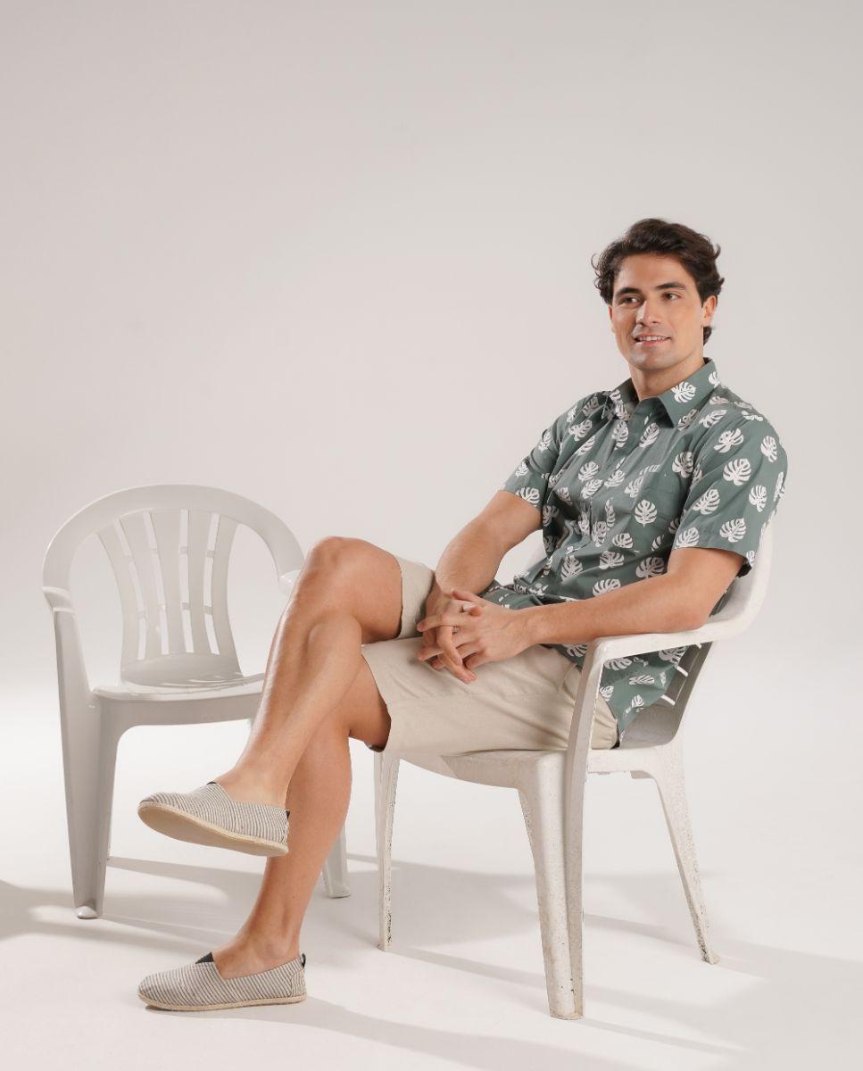 Camisa de Linho com Corte Regular Estampado Verde-3