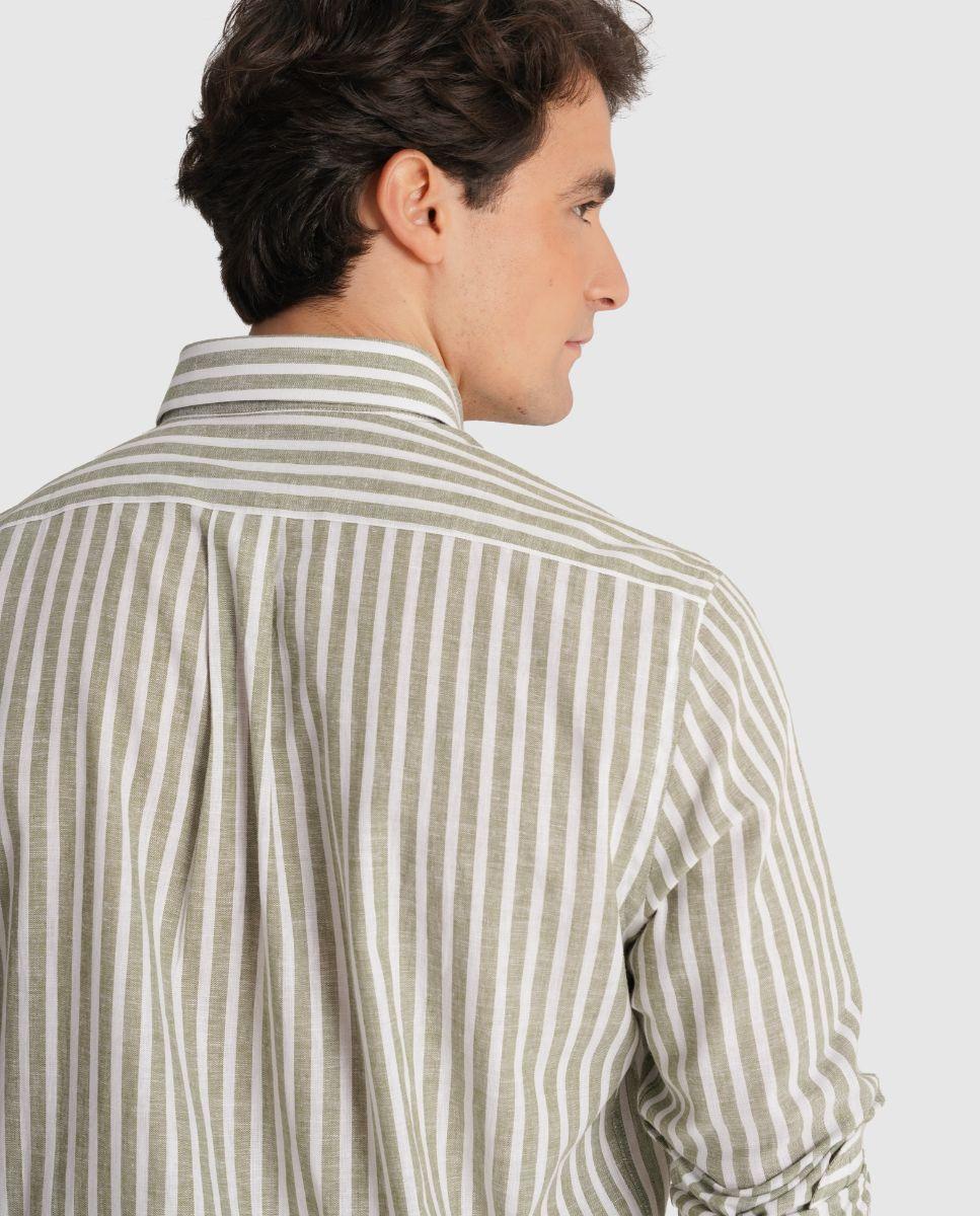Camisa de Linho Às Riscas com Corte Regular Verde-2