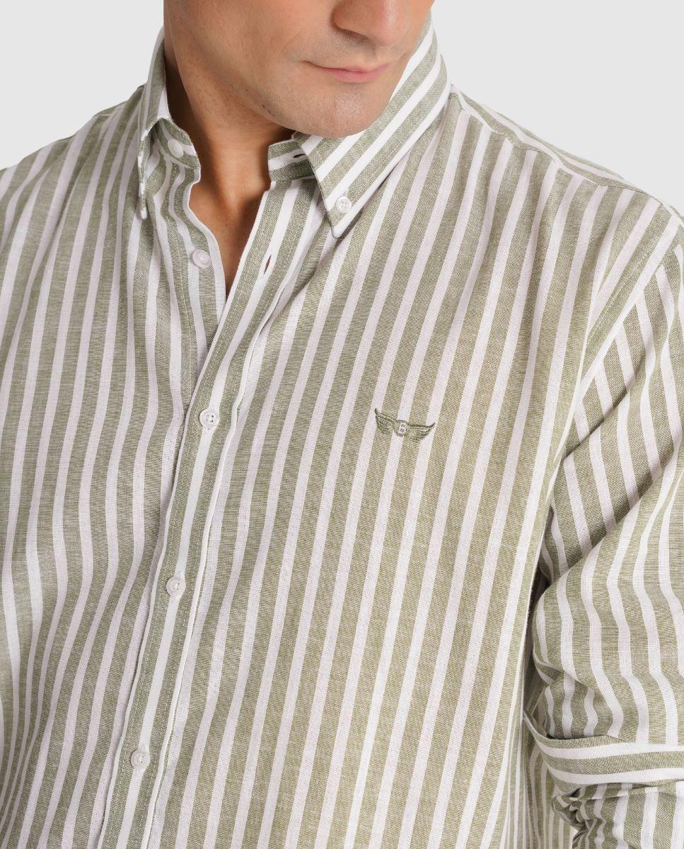 Camisa de Linho Às Riscas com Corte Regular Verde-3