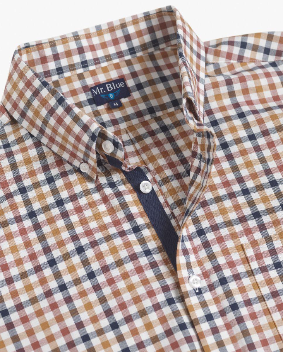 Camisa Aos Quadrados de Corte Regular Castanho-claro-2