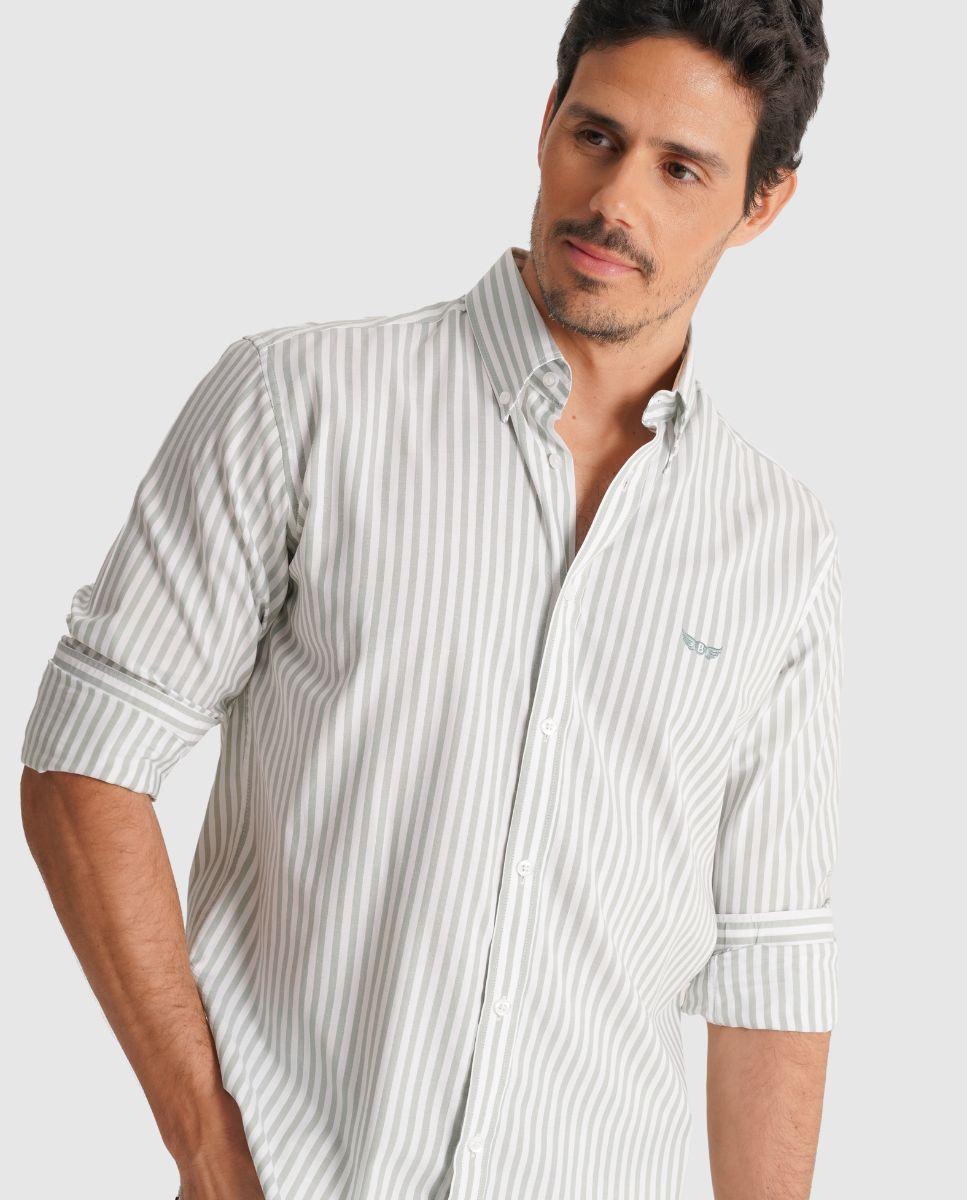 Imagem 0 de Camisa Às Riscas com Corte Regular