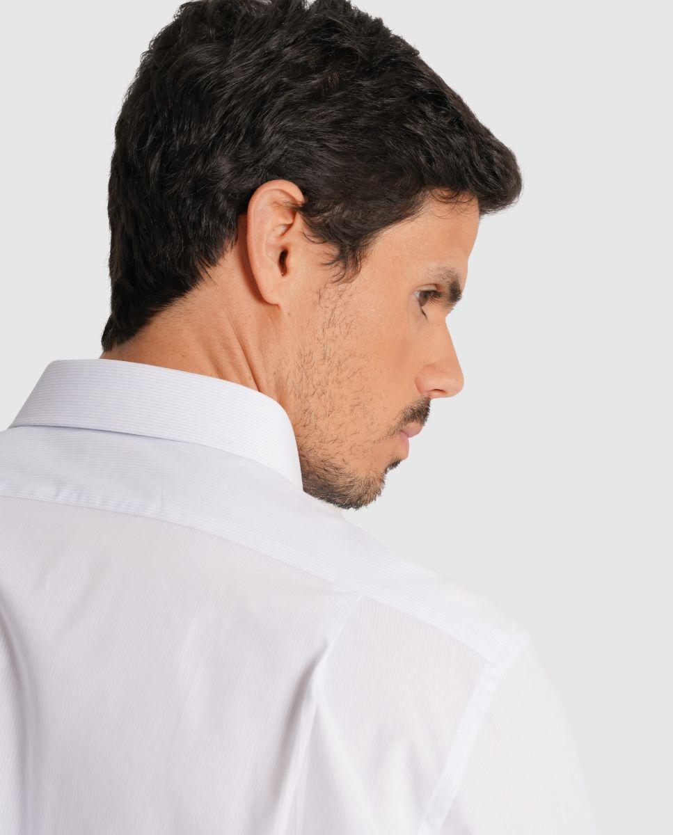 Camisa Às Riscas com Corte Clássico Azul-2