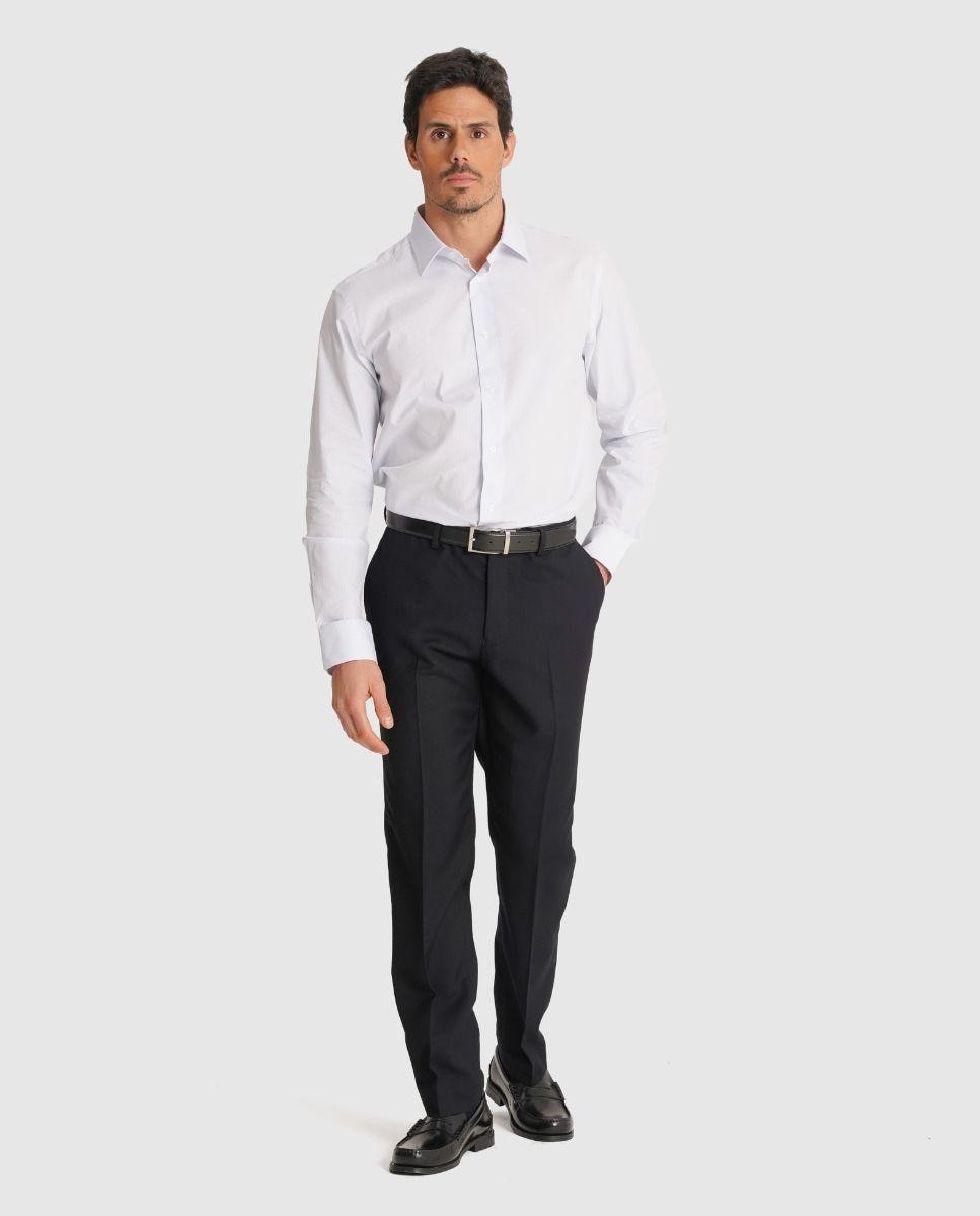 Imagem 0 de Camisa Às Riscas com Corte Clássico