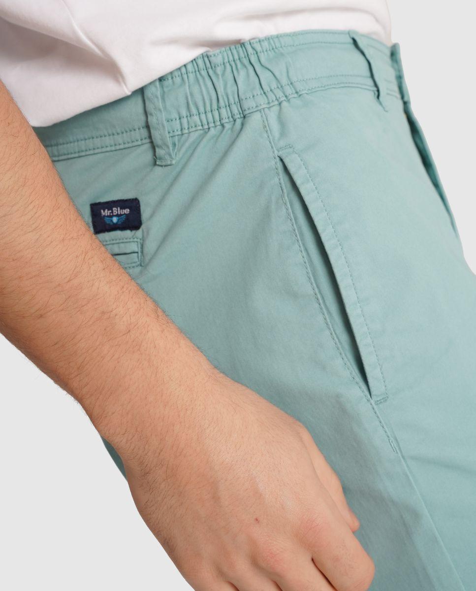 Imagem 0 de Calções com Bolsos e Presilha de Corte Regular