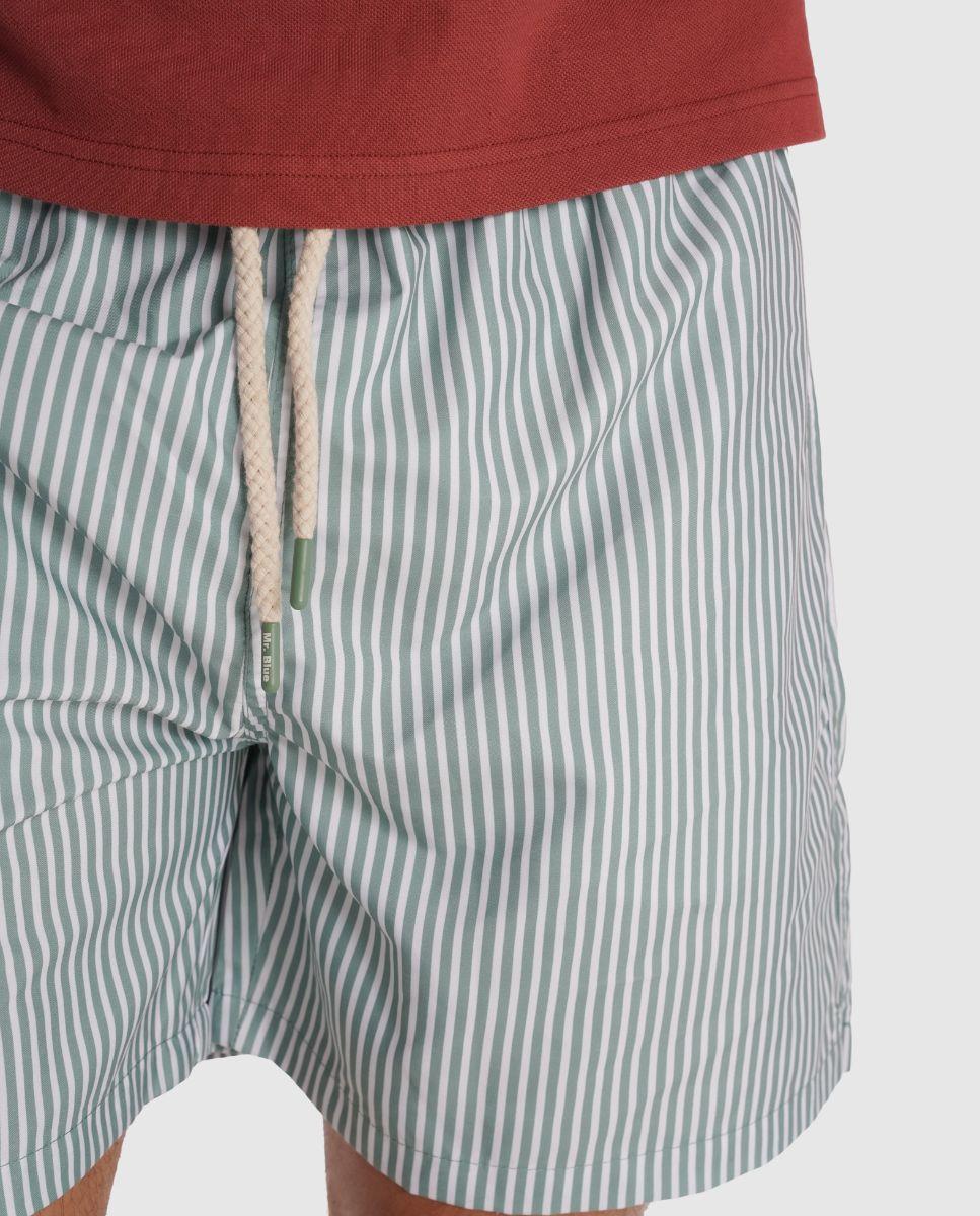 Imagem 0 de Fato de Banho de Corte Regular e Ajuste de Cordão