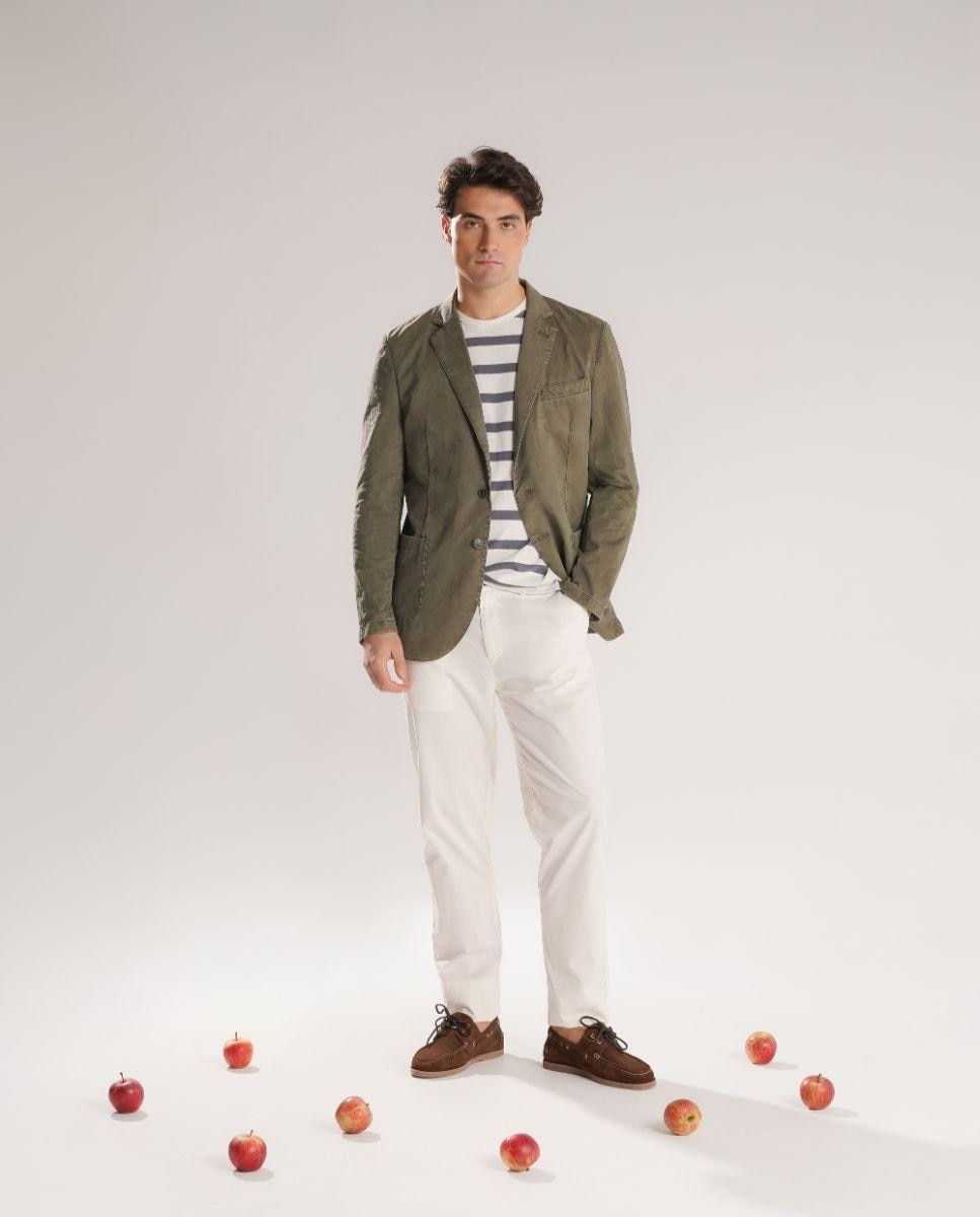 Imagem 0 de Blazer com Fecho Abotoado e Corte Regular