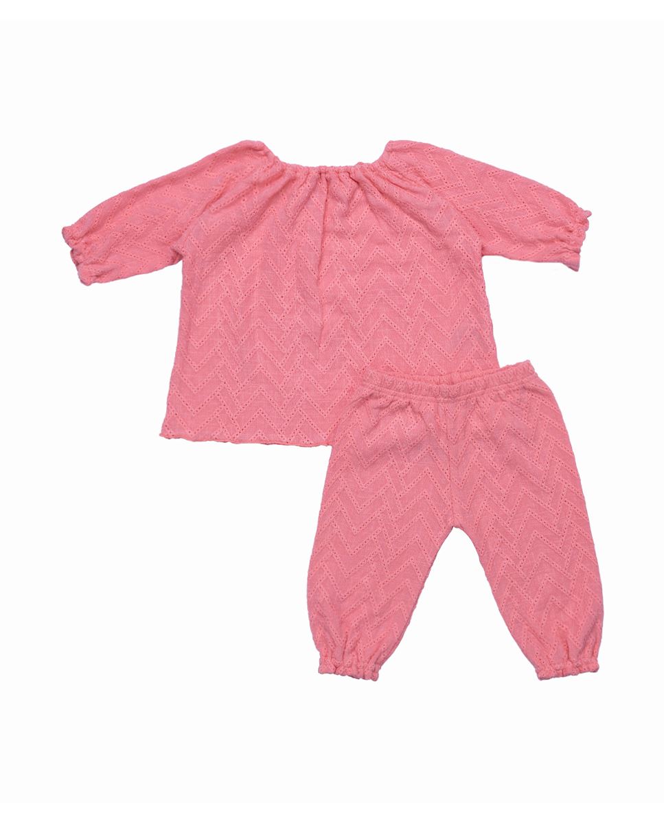 Imagem 0 de Conjunto de camisola e calças em tecido bordado