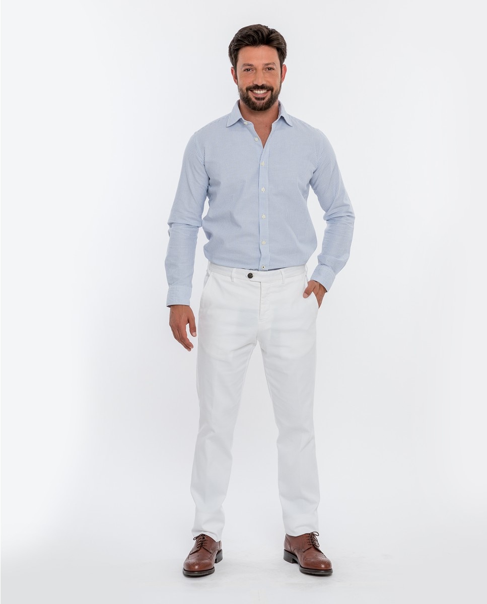 Calças Chino Regular em Branco Branco-1