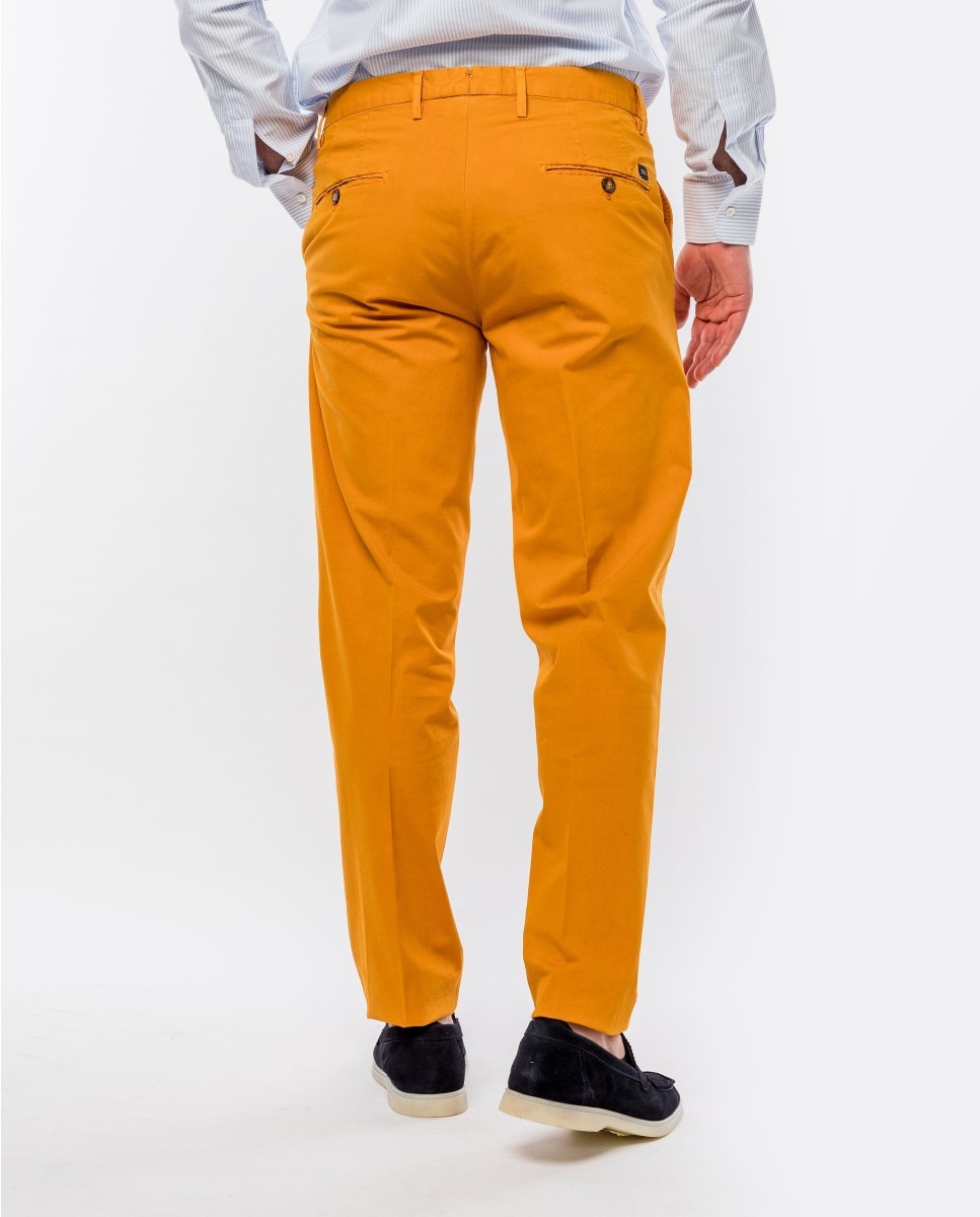 Calças Chino Soft Slim em Laranja-claro Laranja-2