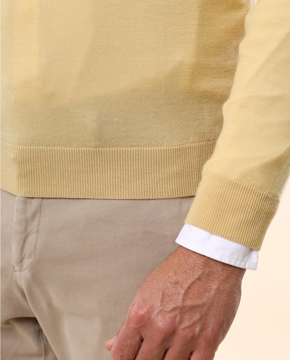 Camisola em Cashmere 100% em Amarelo-claro Amarelo-5