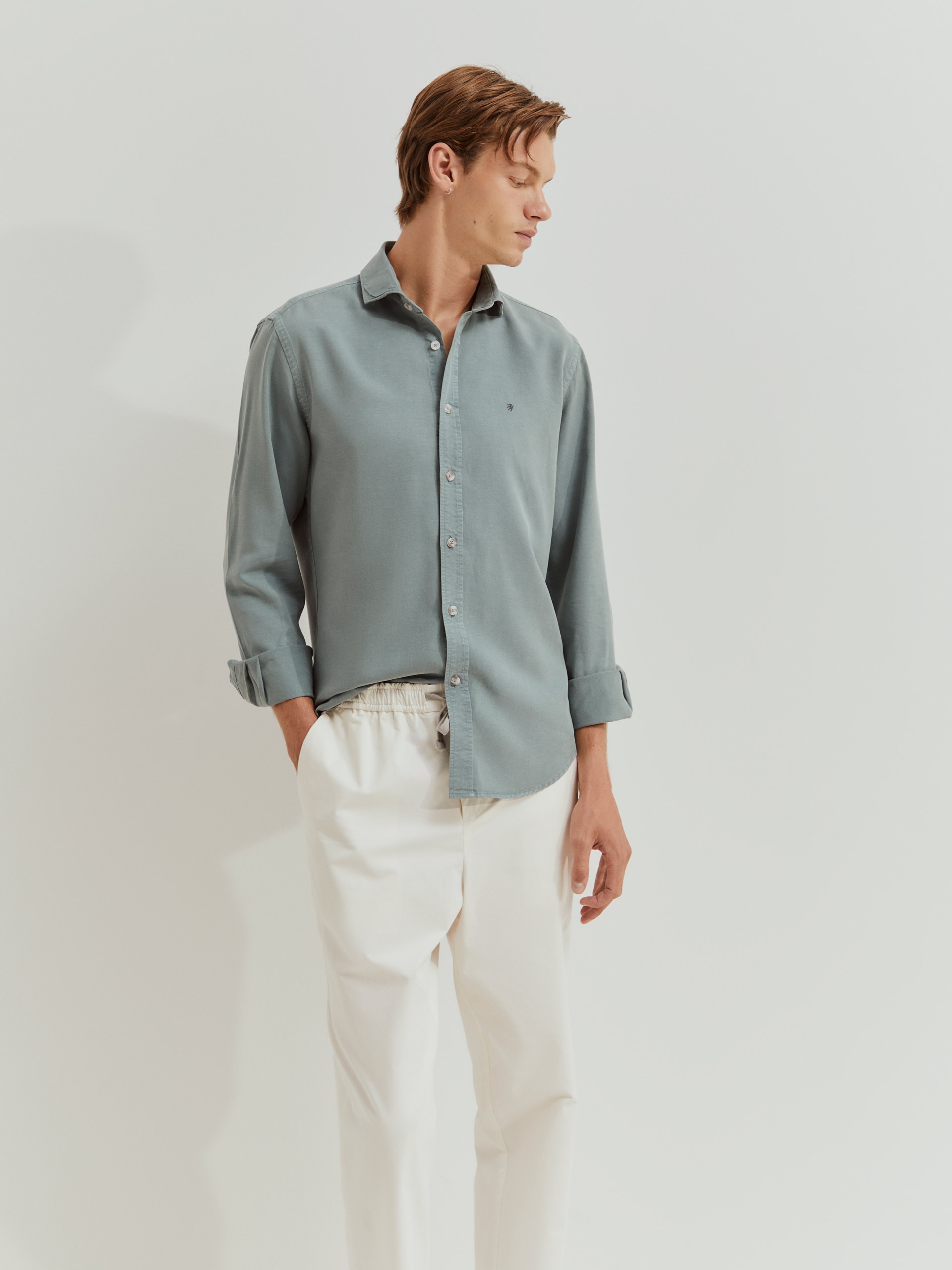 Camisa com Lyocell e Linho de Corte Slim Fit Verde-escuro-2