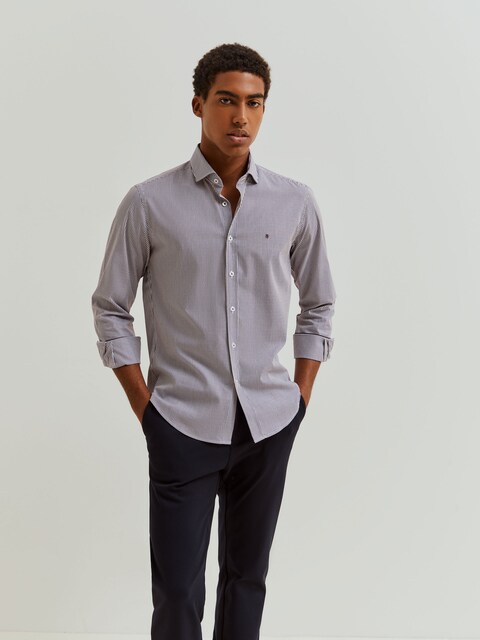 Imagem 0 de Camisa de Algodão Às Riscas de Corte Justo