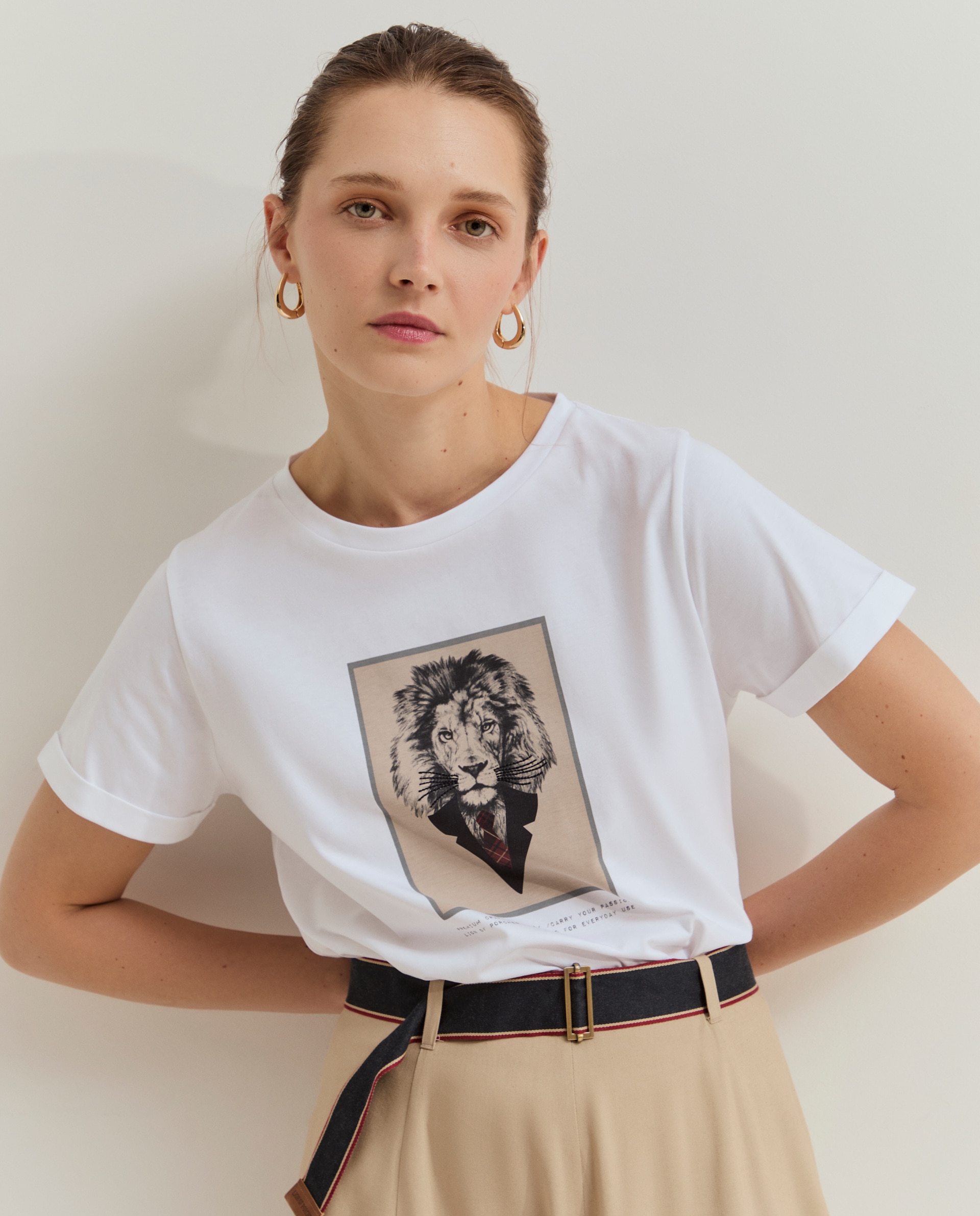 T-shirt com estampado leão Branco-4