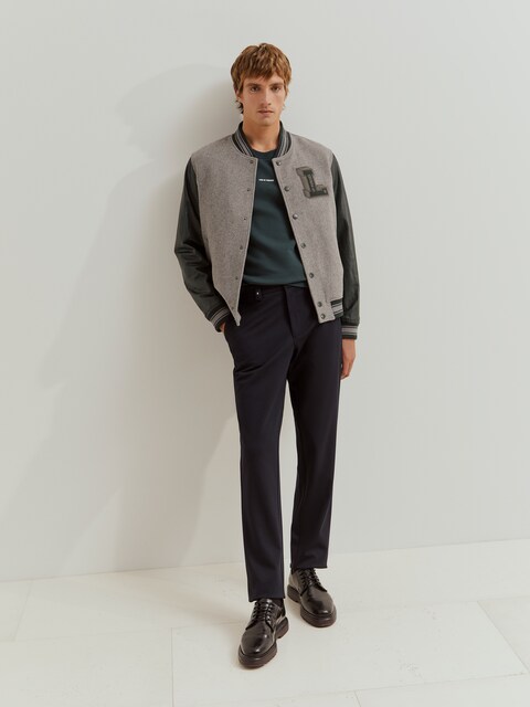 Imagem 0 de Calças Chino de Corte Regular com Pregas