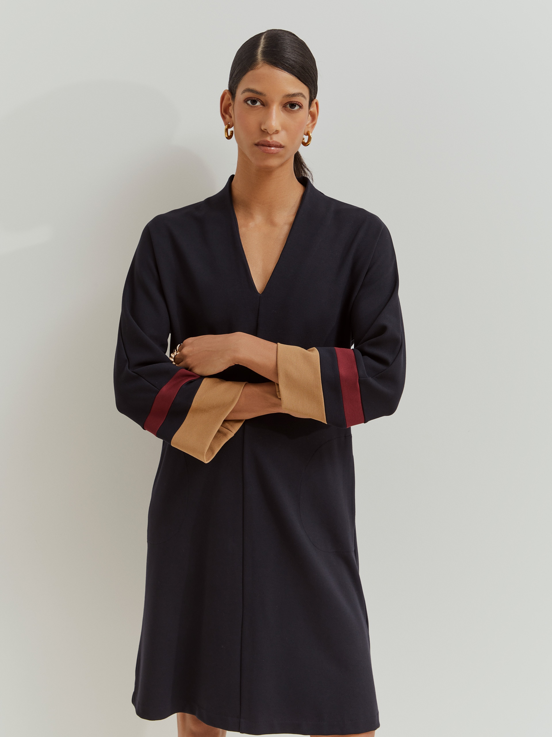 Vestido Curto de Malha Azul-marinho-2