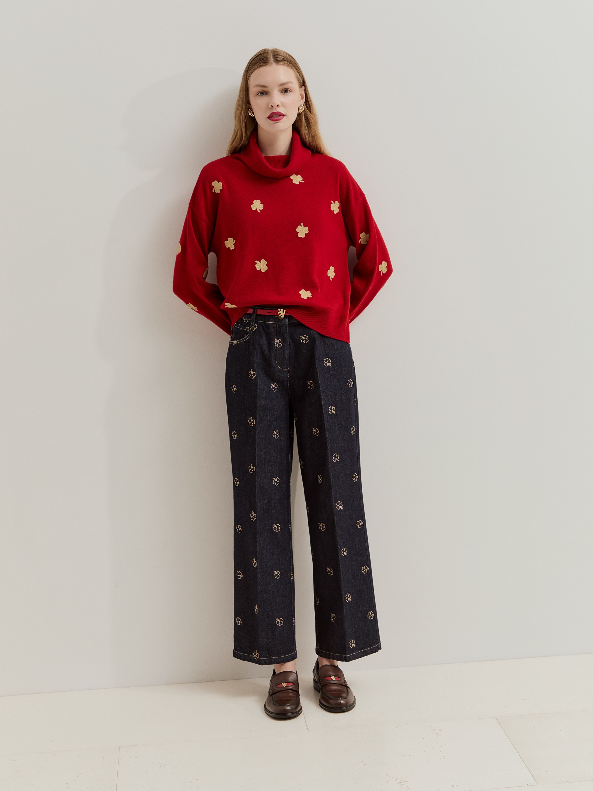 Camisola de Gola Alta de Lã com Trevos Vermelho-4