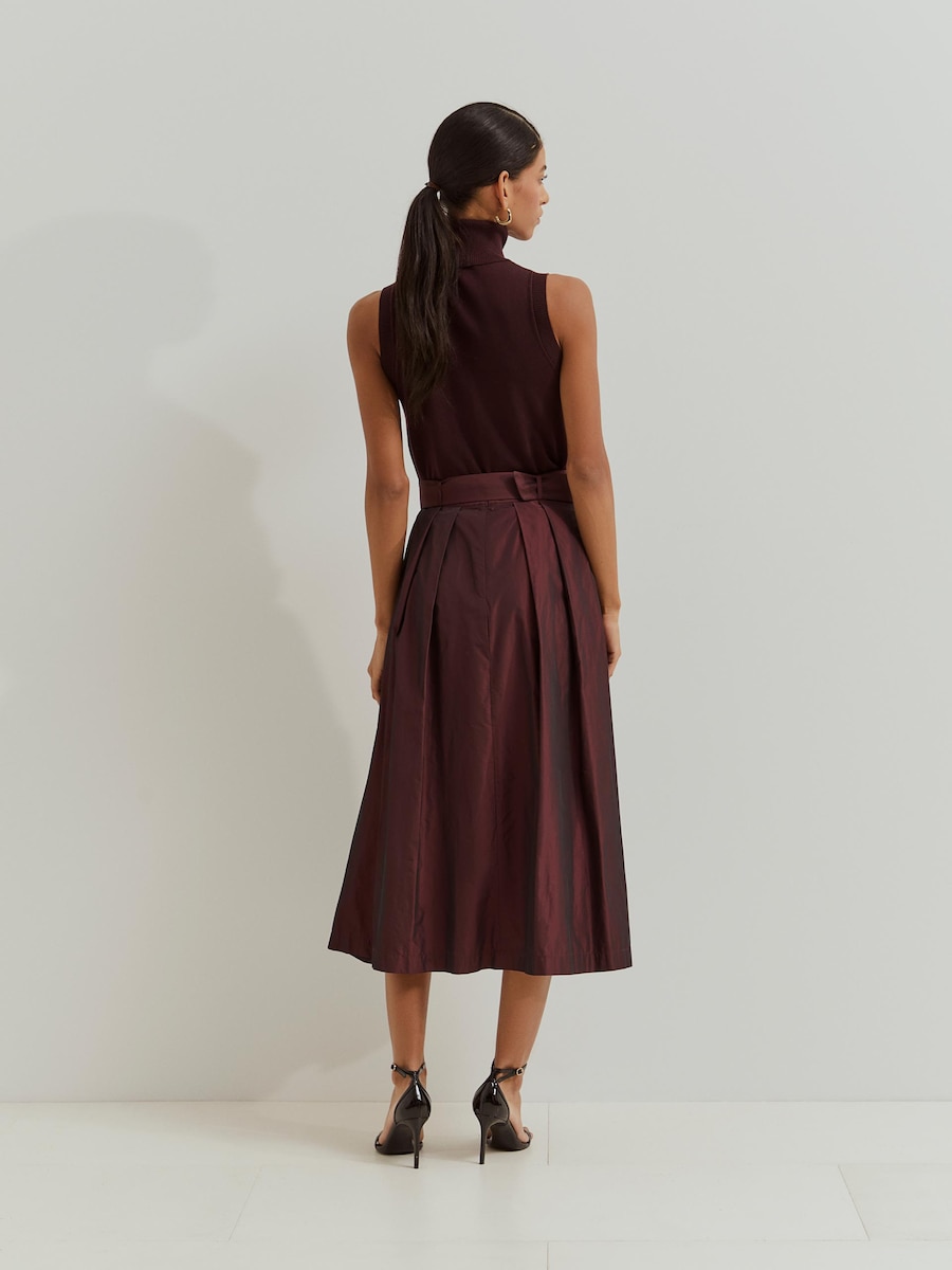 Saia Midi com Pregas em Tecido Técnico Bordeaux-3