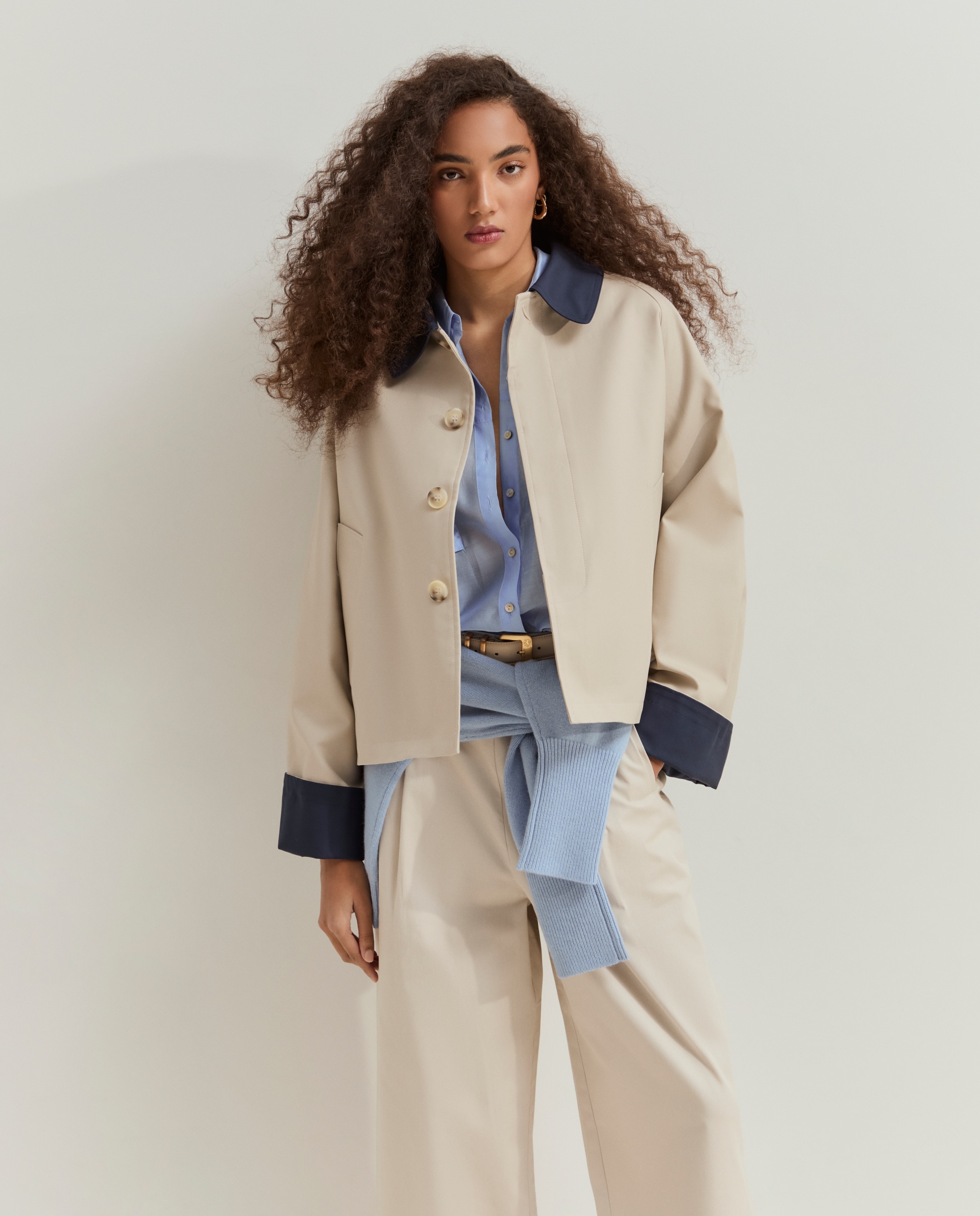 Casaco curto de manga raglan com punhos em contraste Bege-2