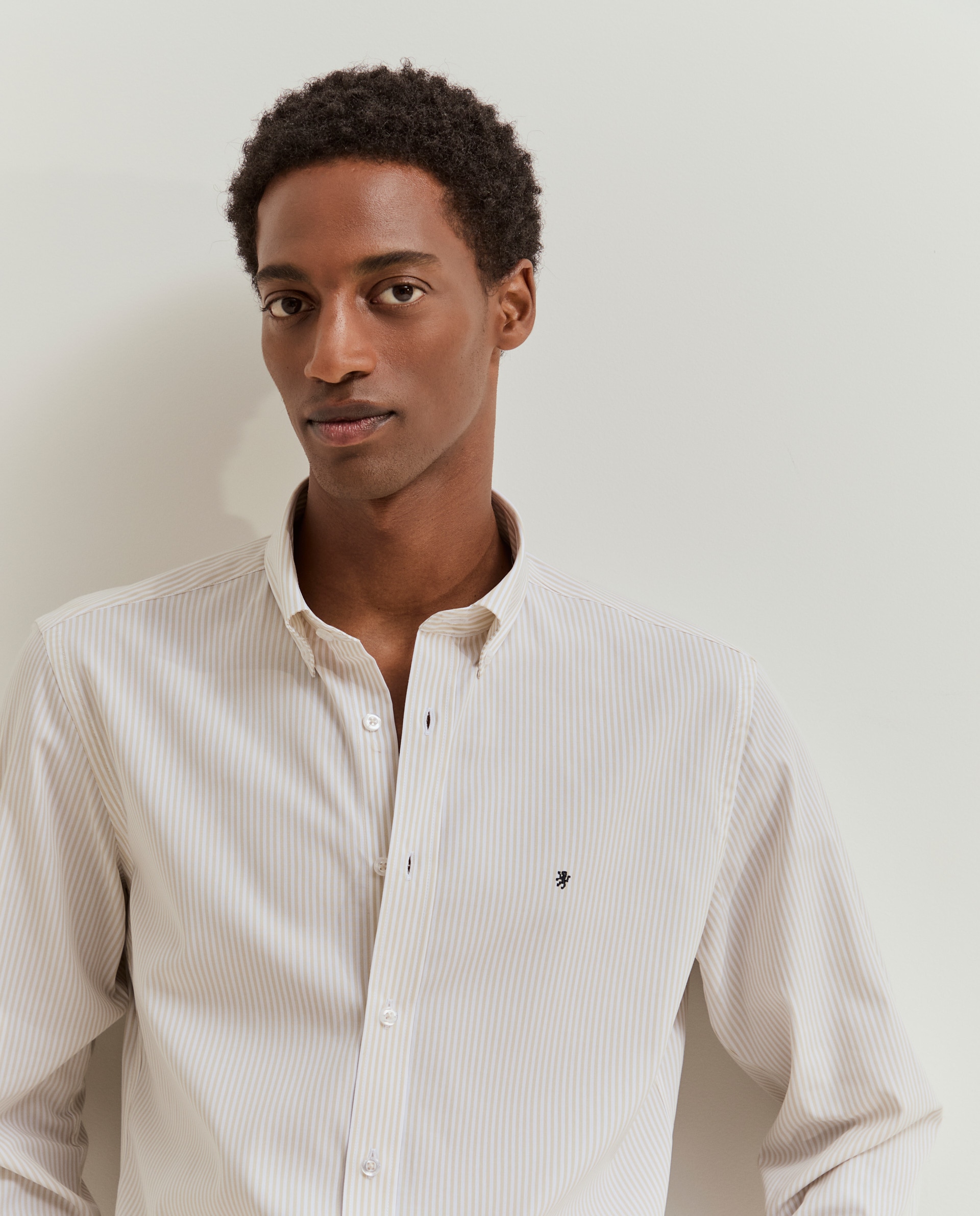 Camisa regular fit em algodão às riscas Branco-2