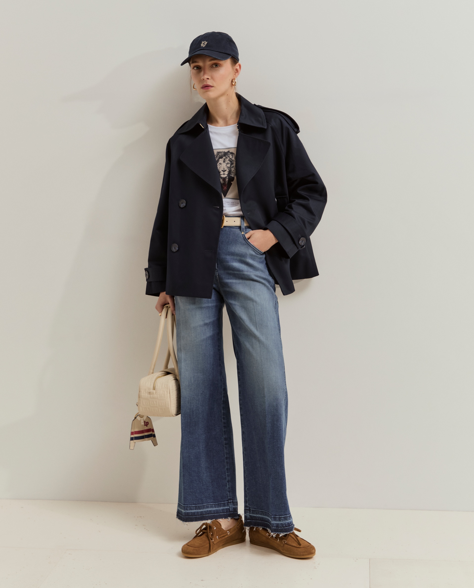 Imagem 0 de Casaco curto em trespasse