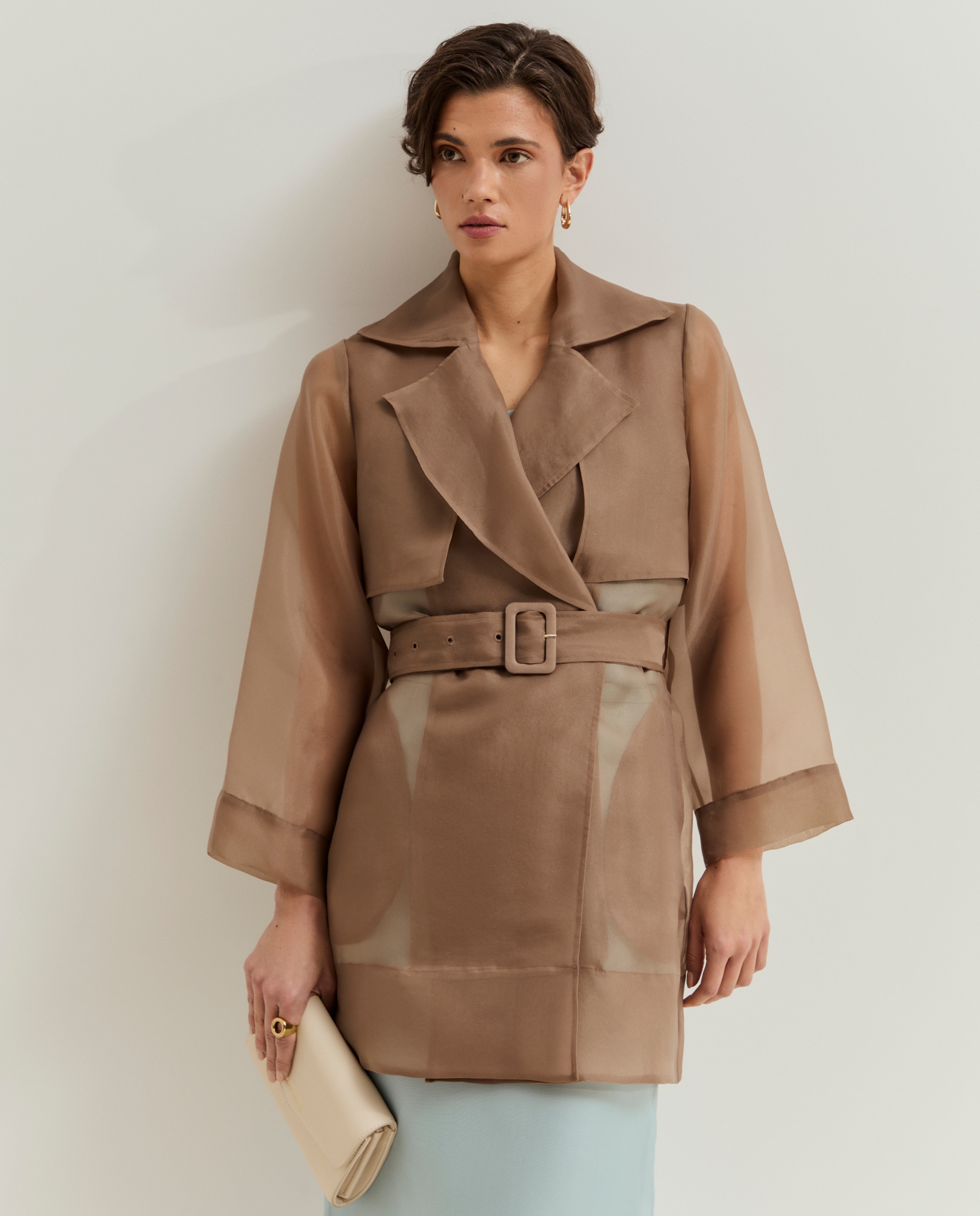 Gabardina Curta com Transparência Bege-4