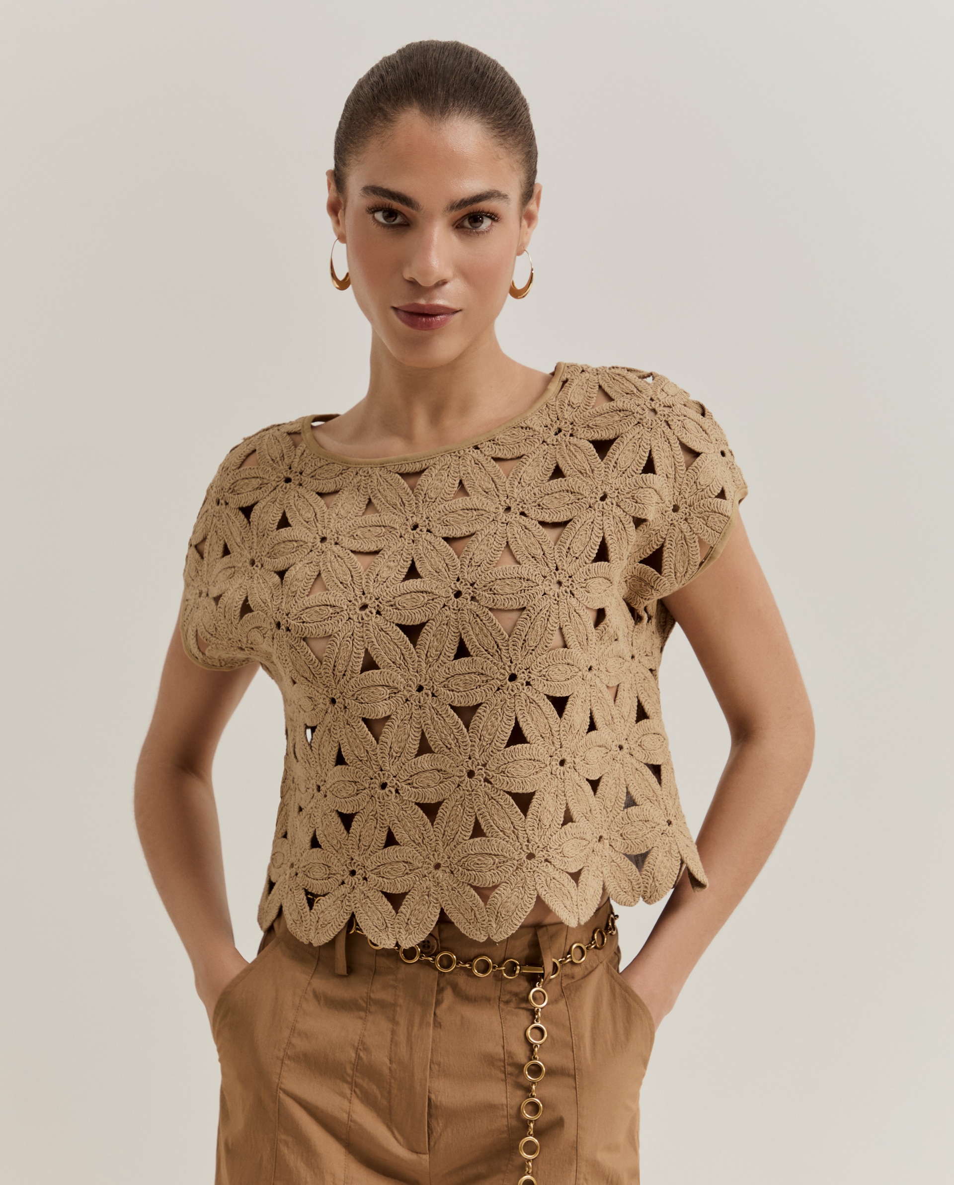 Top Floral de Croché em Algodão Camel-2