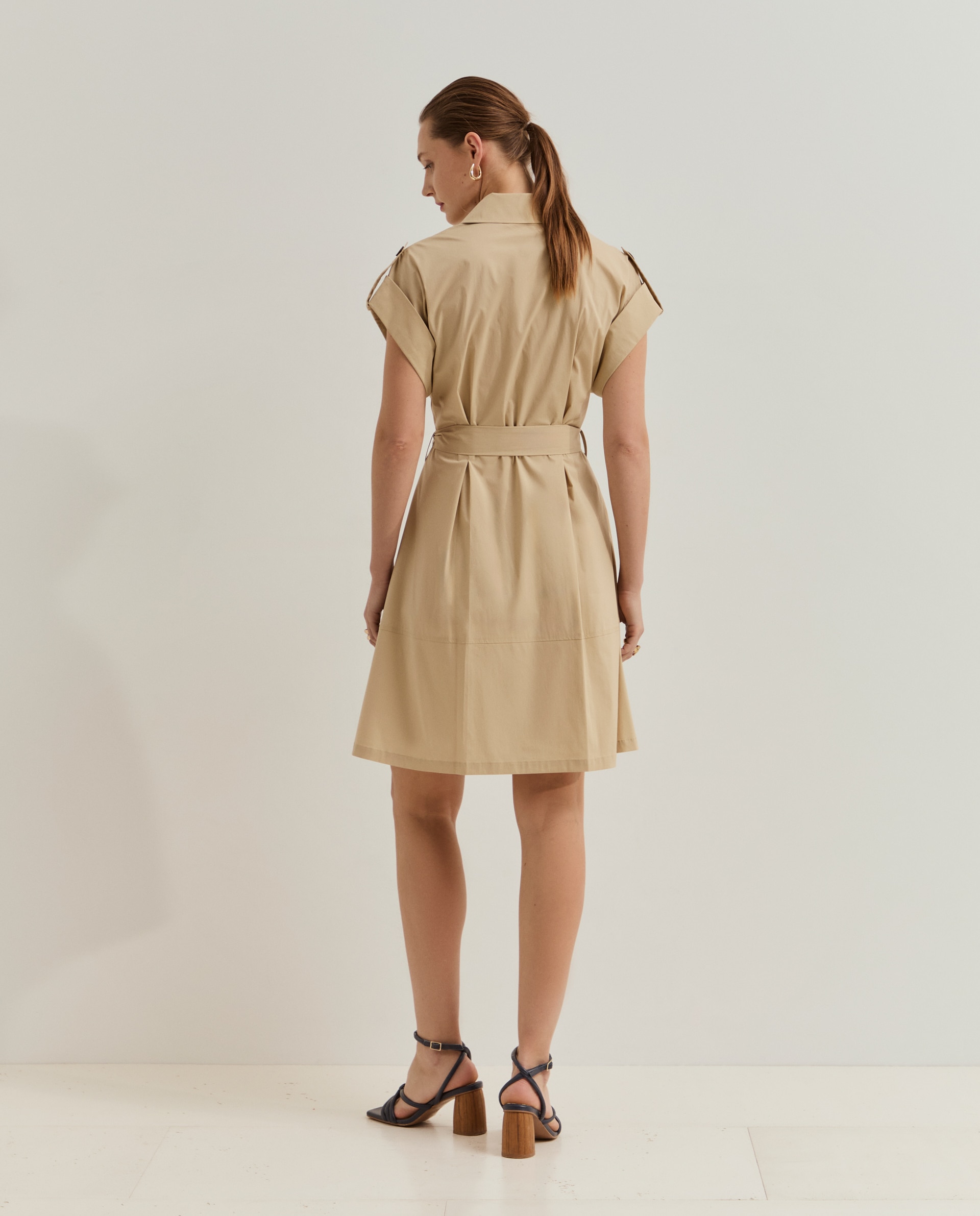 Vestido de Gabardine com Cinto Bege-3