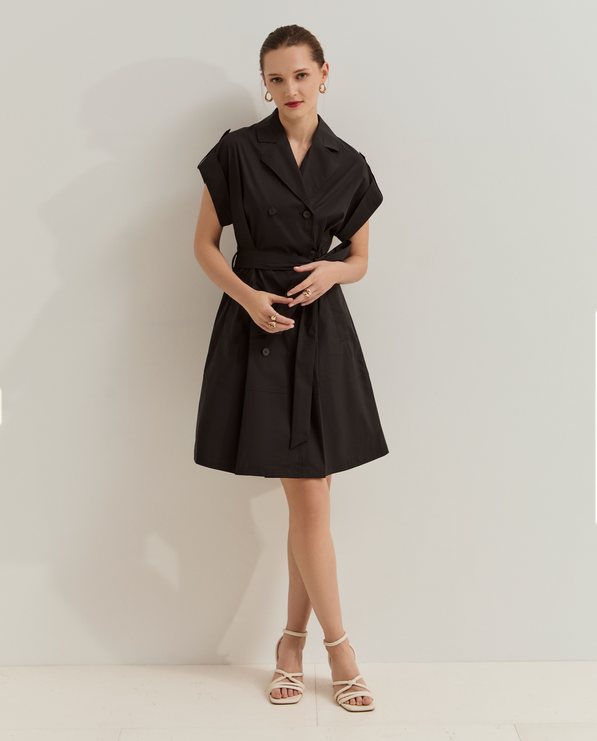 Vestido de Gabardine com Cinto Preto-4