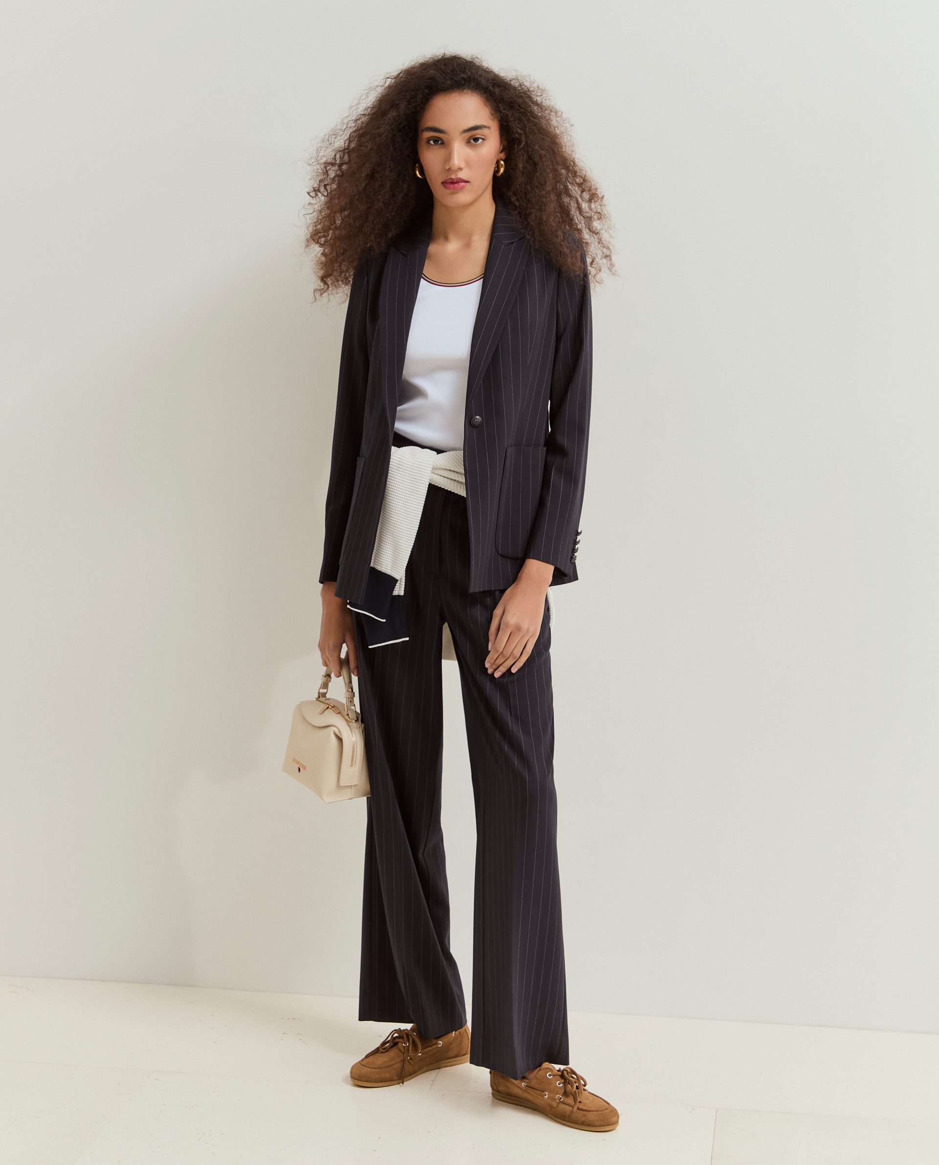 Imagem 0 de Blazer risca-de-giz