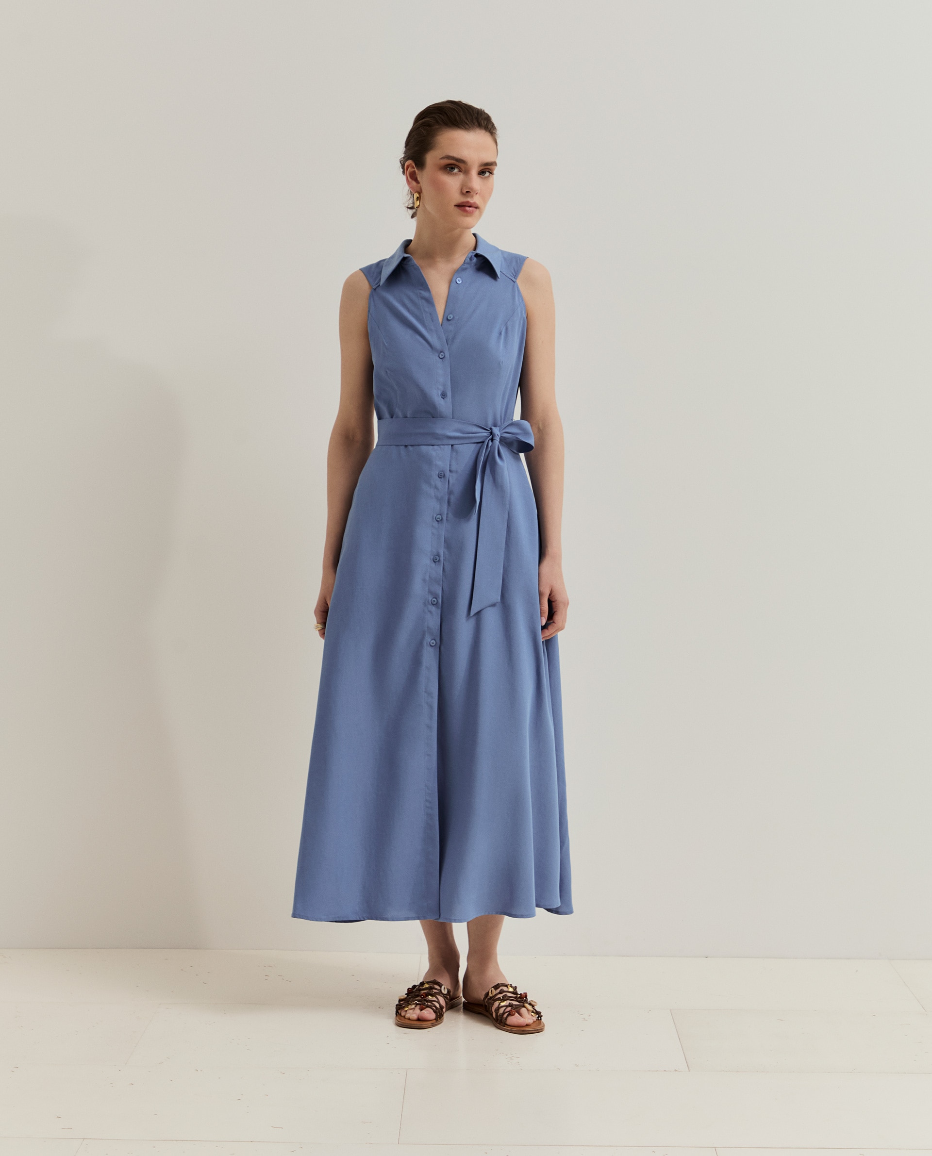 Vestido Tipo Camisa sem Mangas Azul-4