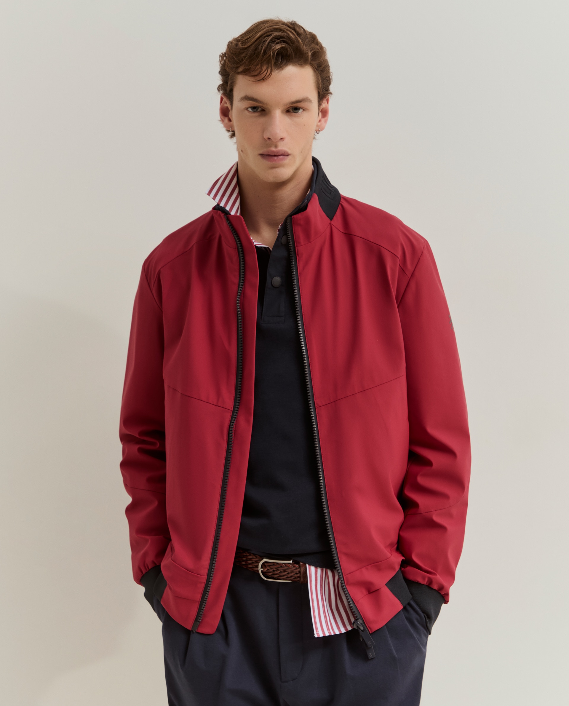 Imagem 0 de Blusão em tecido técnico